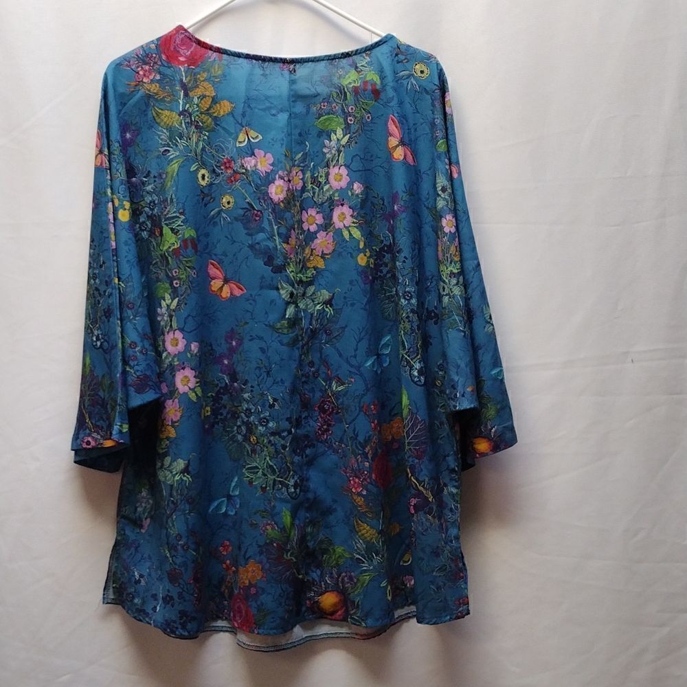 Floral tunic - Picture 4 of 4